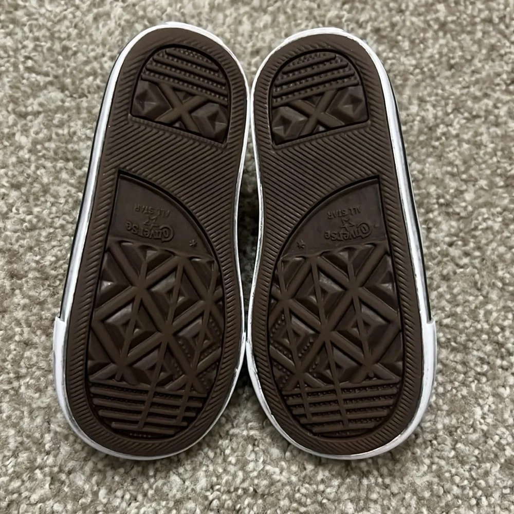 Converse size 7 toddler - Picture 4 of 4